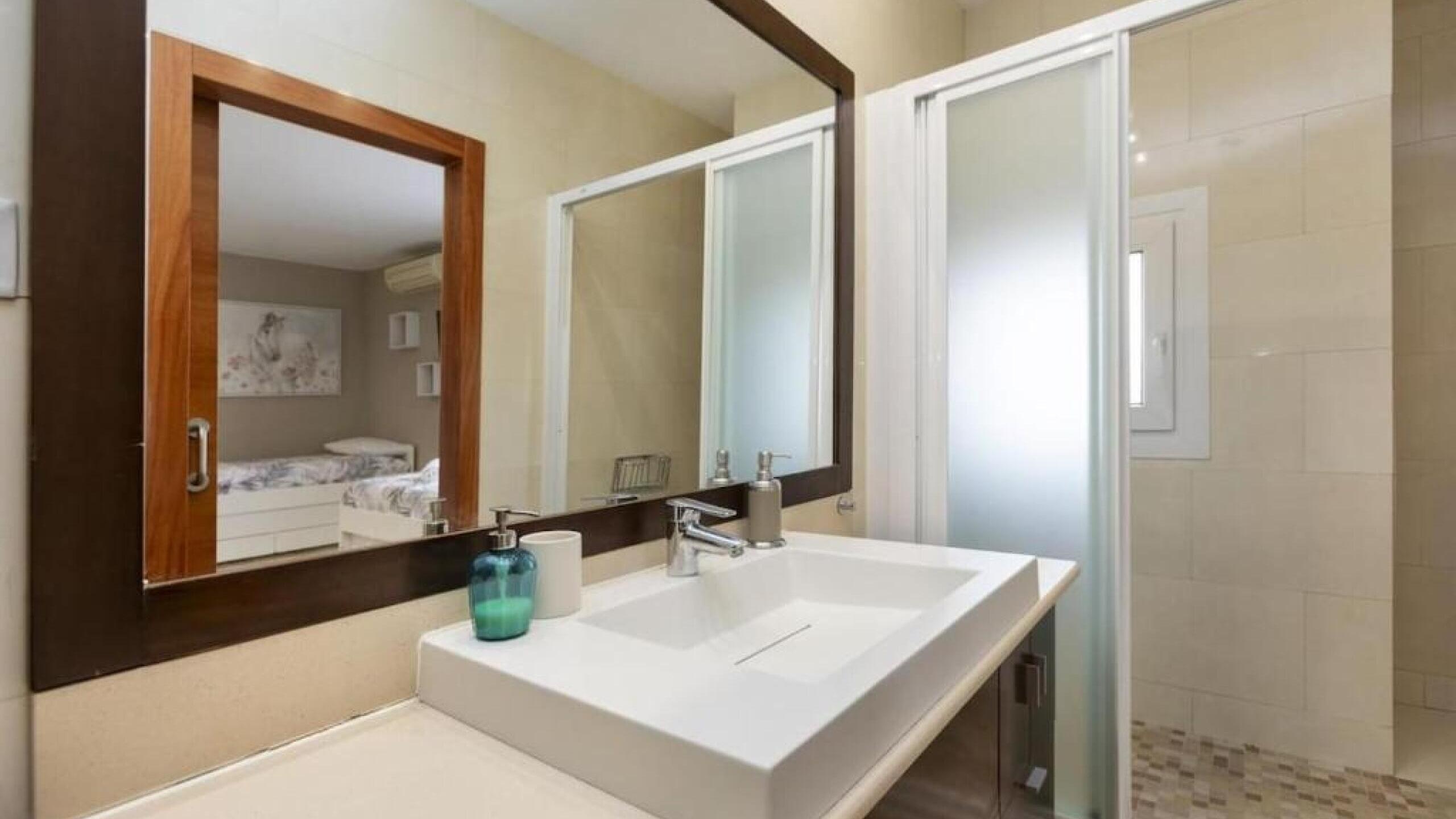 Holiday villas Costa Brava Spain - Villa Soleia - Bathroom