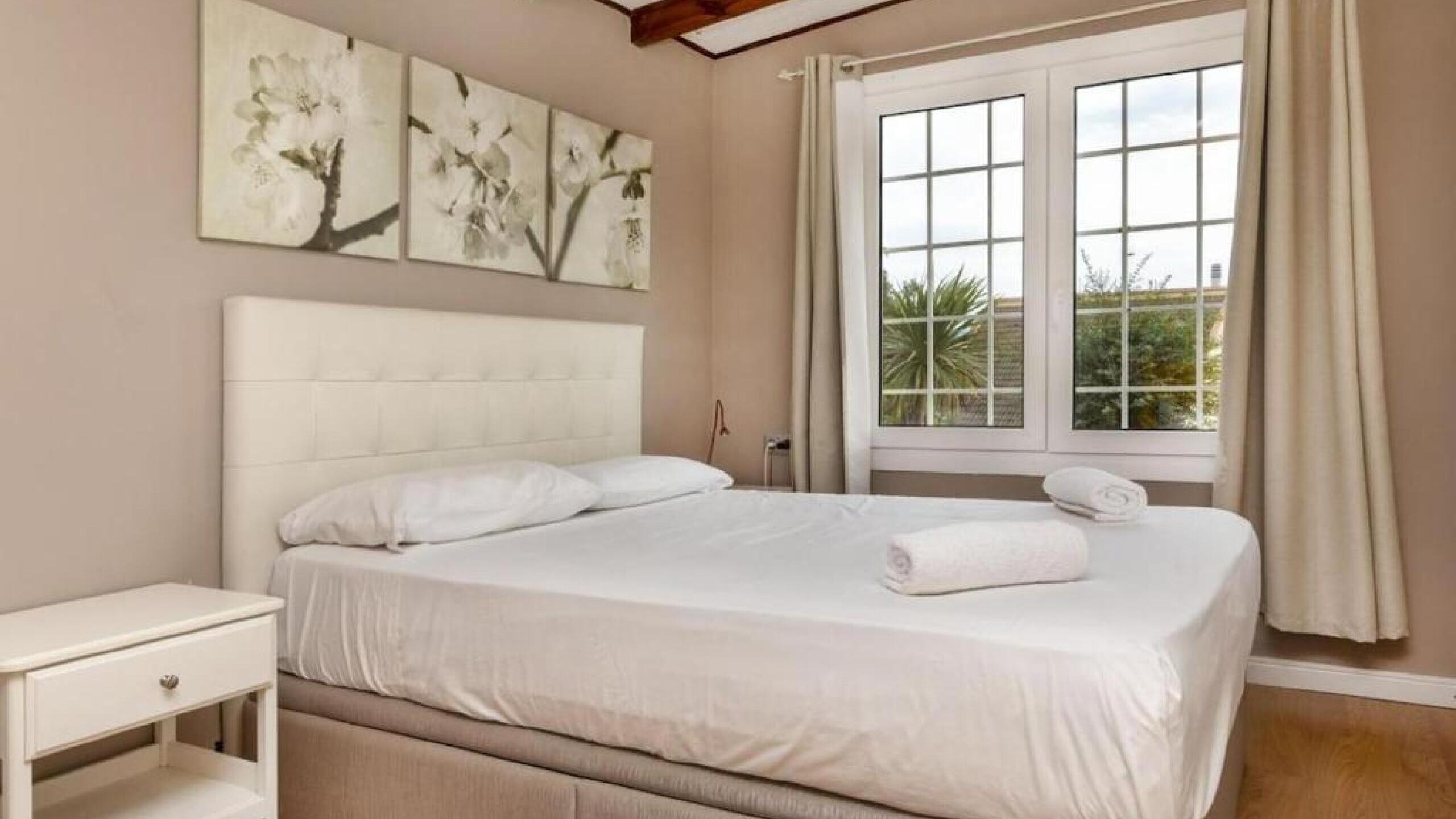 Holiday villas Costa Brava Spain - Villa Soleia - Bedroom