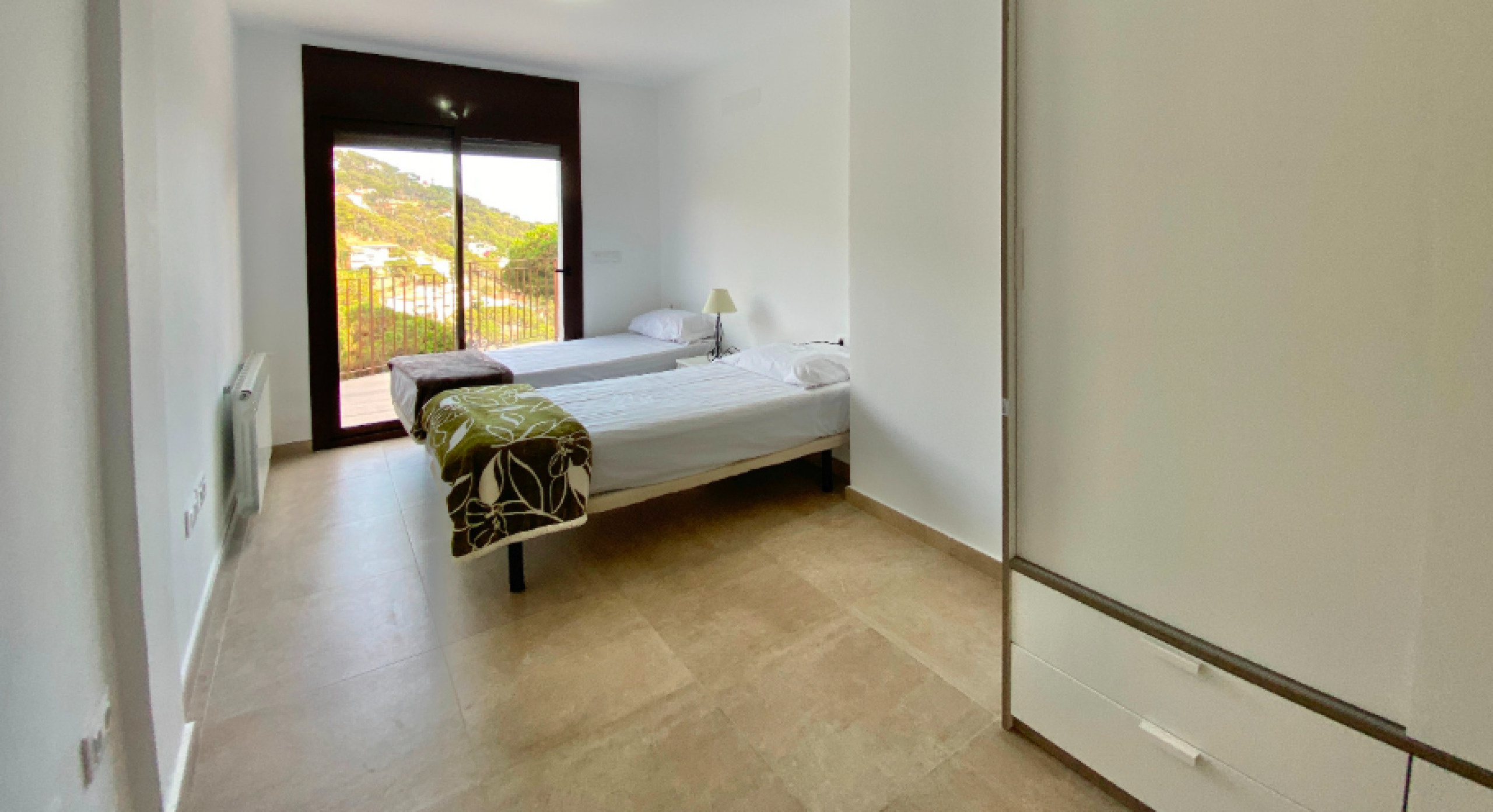 Holiday villas Costa Brava Spain - Villa Sunny Beach - Bedroom