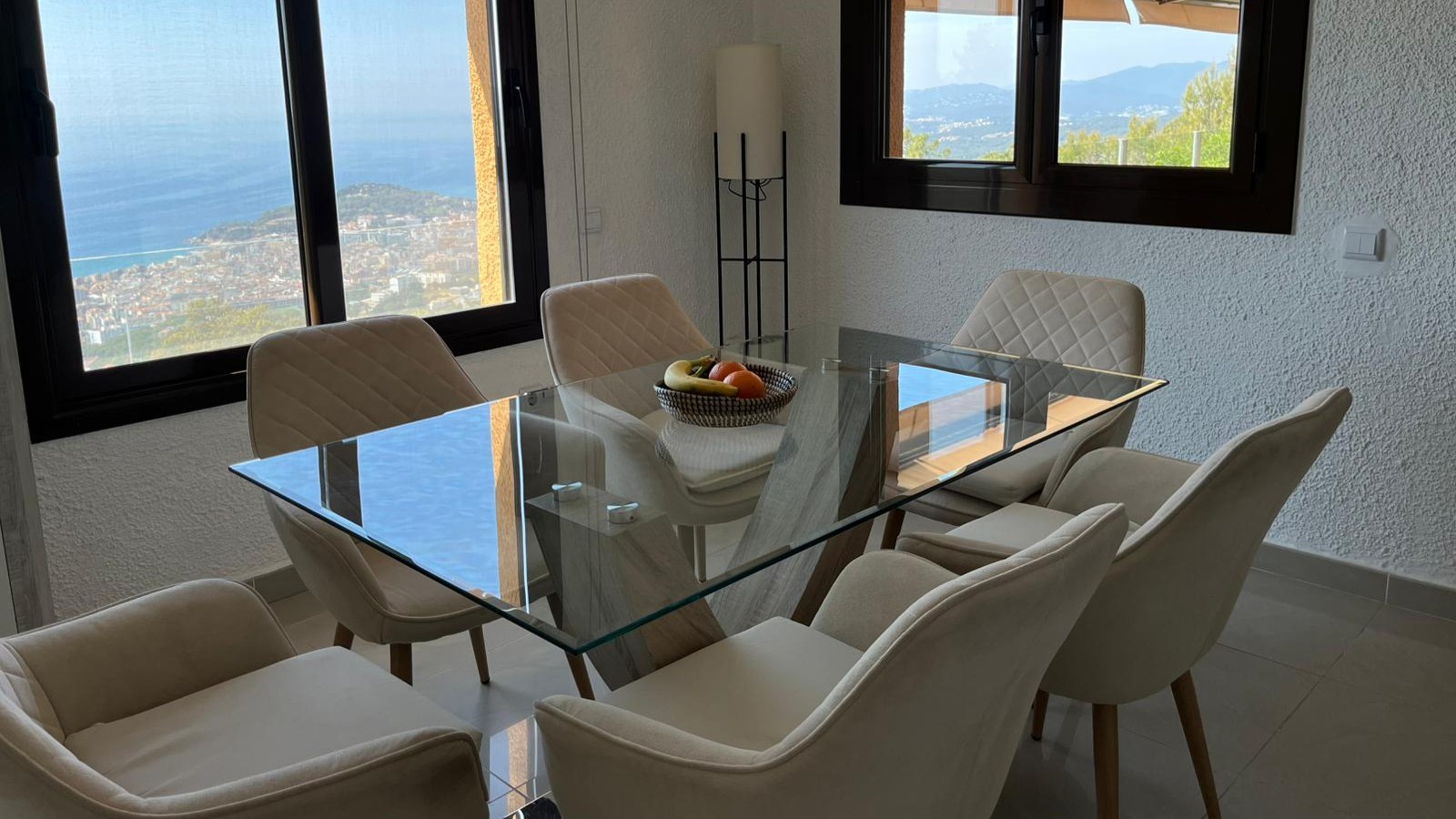Holiday villas Costa Brava Spain - Villa VistaMar - Dining area