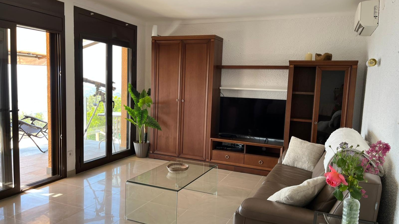 Holiday villas Costa Brava Spain - Villa VistaMar - Living area
